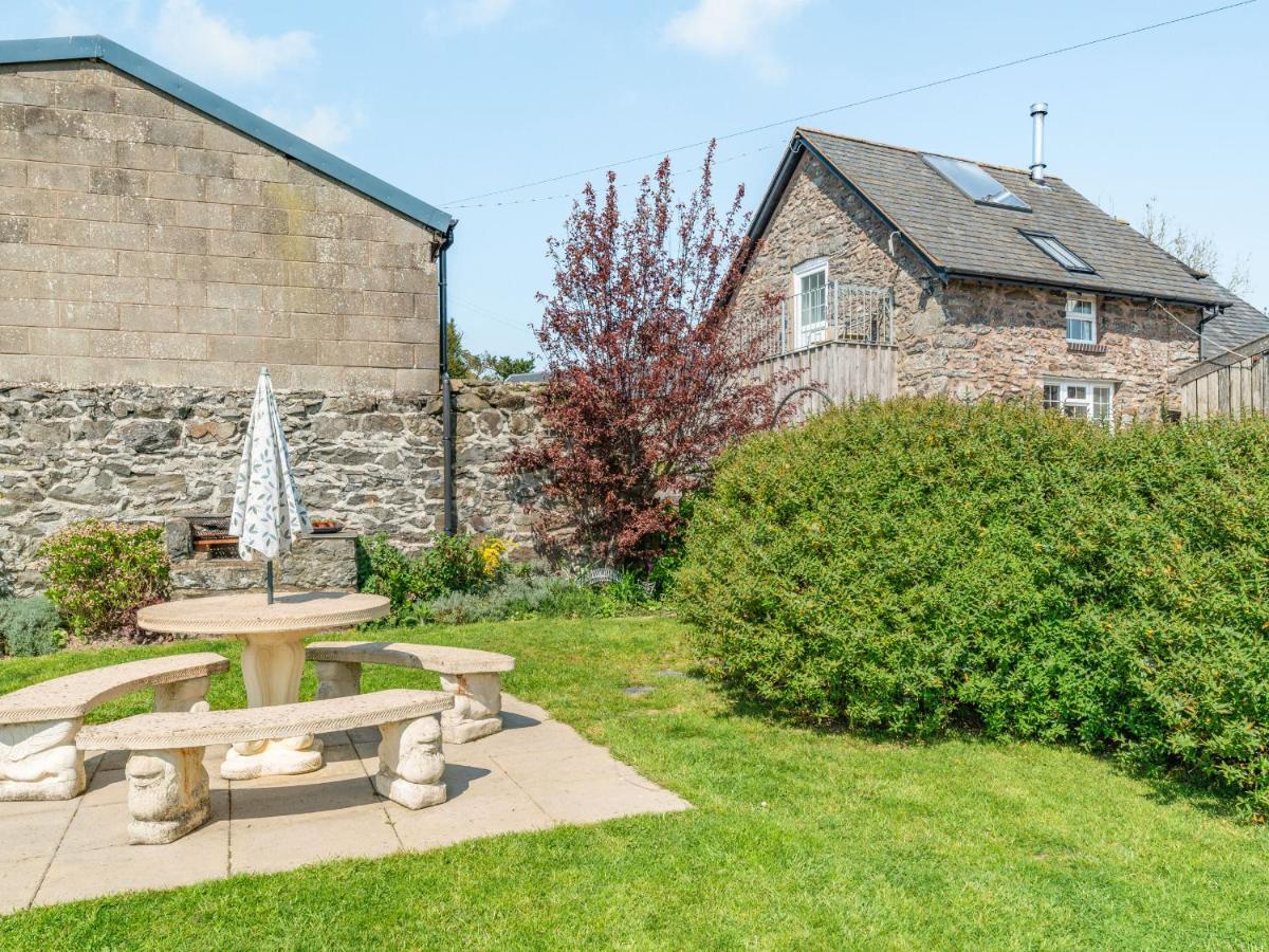 Vila Halfen Granary Pont-Robert Exteriér fotografie
