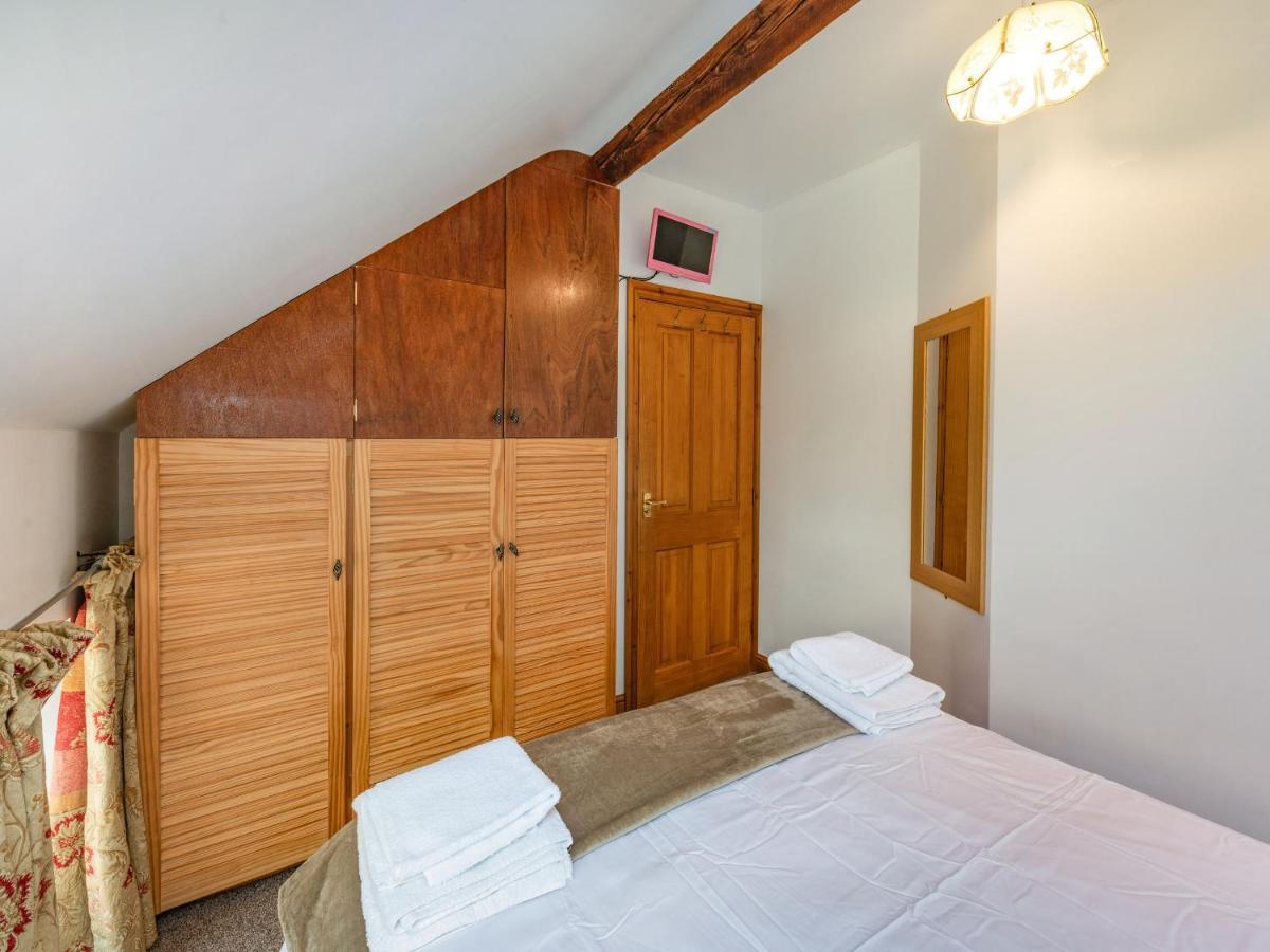 Vila Halfen Granary Pont-Robert Exteriér fotografie