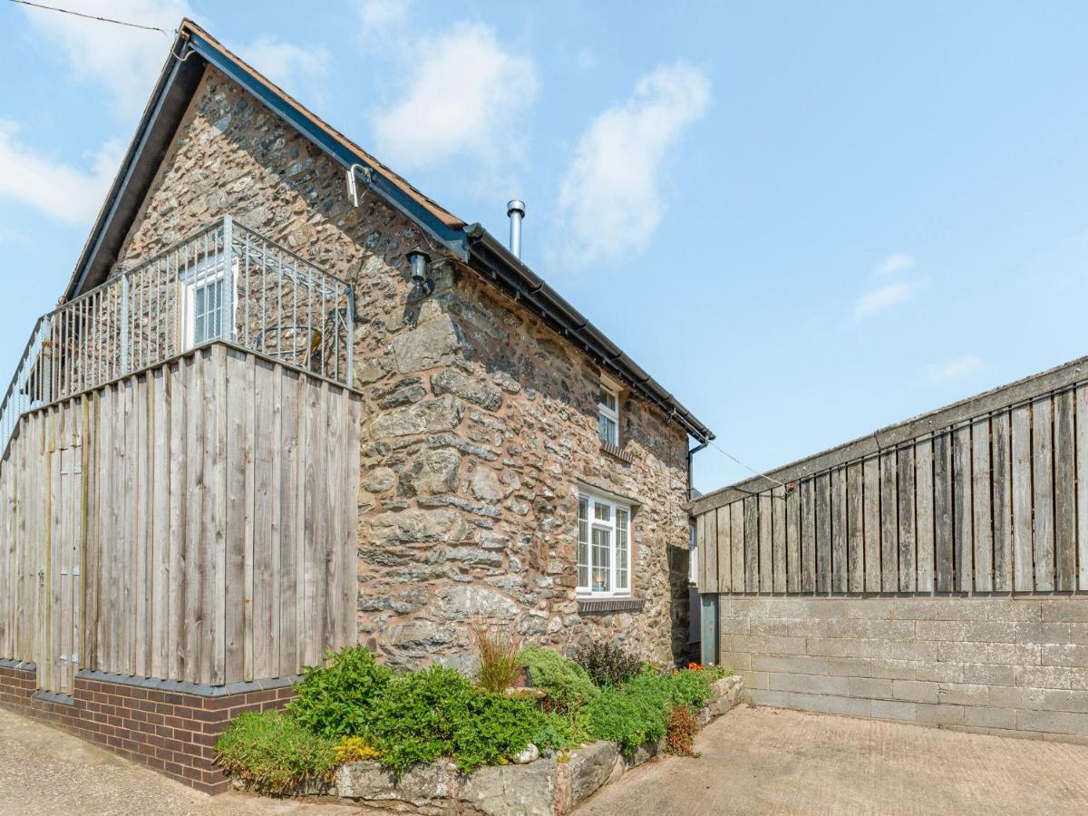 Vila Halfen Granary Pont-Robert Exteriér fotografie